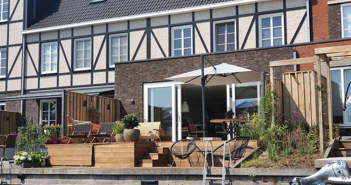 Others Spacious Holiday Home in Alkmaar With Garden