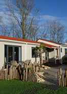 Imej utama Beautiful Chalet in Goedereede With Views and Garden