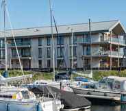 Others 4 New and Tasteful Apartment With a Panoramic View Over the Marina