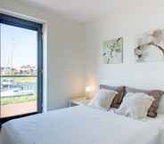 Others 3 New and Tasteful Apartment With a Panoramic View Over the Marina