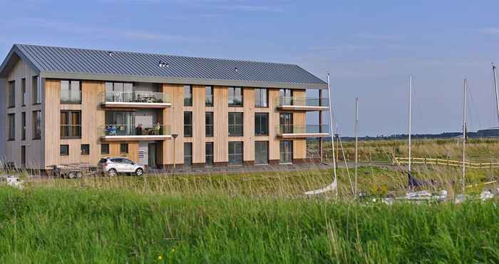 Others New and Tasteful Apartment With a Panoramic View Over the Marina