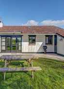 Imej utama Inviting Holiday Home in Heuvelland With Garden