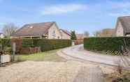 Others 6 Lush Bungalow in Beek Gem Montferl& with Hot Tub