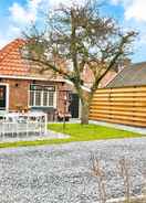 Imej utama Luxury Original and Remodeled Mudflat House in Friesland Next to the Wadden sea