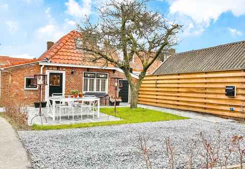 Others Luxury Original and Remodeled Mudflat House in Friesland Next to the Wadden sea