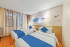 Others Hongcheng Hotel (Guangzhou Beijing Road Pedestrian Street Haizhu Square Subway Station)