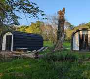 Lainnya 2 Emlyn's Coppice - Woodland Glamping