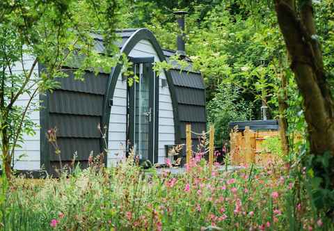 Lainnya Emlyn's Coppice - Woodland Glamping