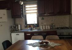 Others 5 Beachside House in Gundogan