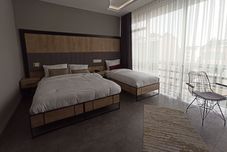 Others Skylon Airport Hotel