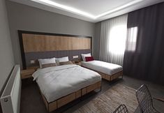 Others 7 Skylon Airport Hotel