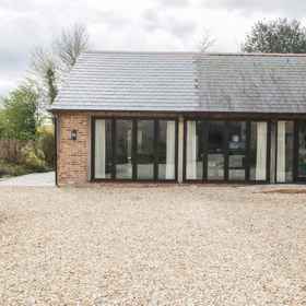 Primary image 1 The Courtyard - Hilltop Barn, Tarrant Rushton Hotels