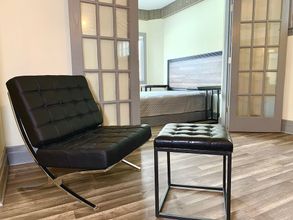 Others 4 The Aquarium Chateau - With Private Yard & Parking, Near Falls, Casino by Niagara Hospitality