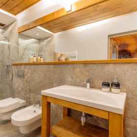 ห้องพัก 1 A Climatic and Spacious Apartment With a Garden and an Amazing View, ヴィラセラフィン ホテル