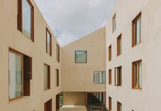 อื่นๆ 2 Outsite Porto Mouco