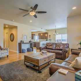 Primary image 1 4bd파이크스 피크 뷰스미닛 투 하이킹 & 다이닝!!, 파이크스 피크 센터 호텔