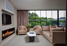 Lain-lain 5 Walton Gardens Pera