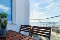 Others Phaedrus Living: Seaside Luxury Flat Lighthouse 69