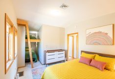 기타 4 The Oaks Home features Private Disc Golf Course by RedAwning