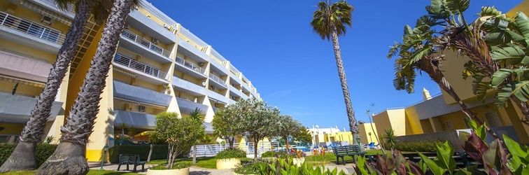 Lainnya B11 - Condominio do Mar Apartment