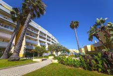 Lainnya B11 - Condominio do Mar Apartment