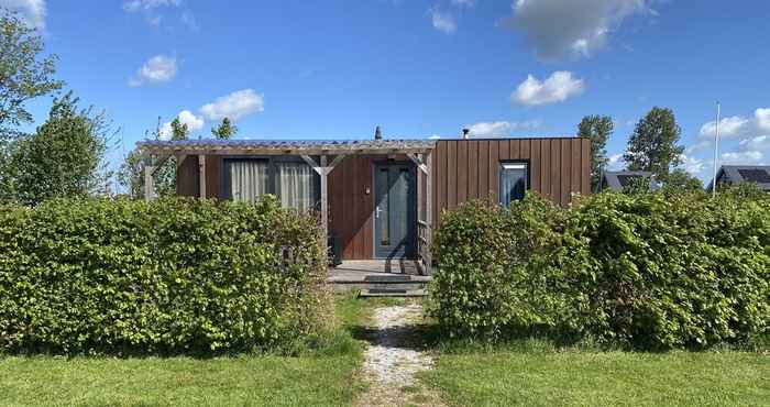 Lainnya Cozy 4 Person Chalet in the Frisian Nature