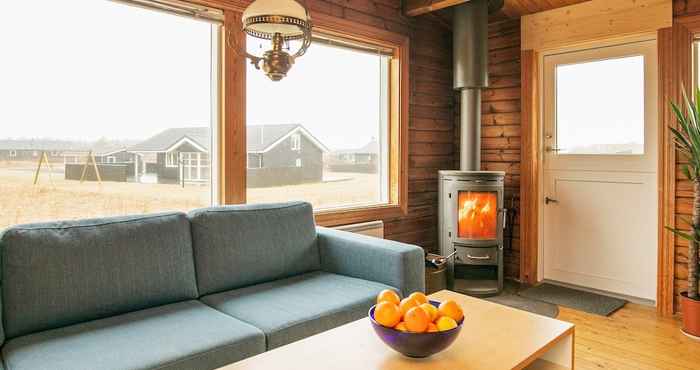 Lain-lain 6 Person Holiday Home in Lokken