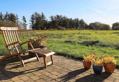 Others 5 Cozy Seaside Cottage Escape-by Traum