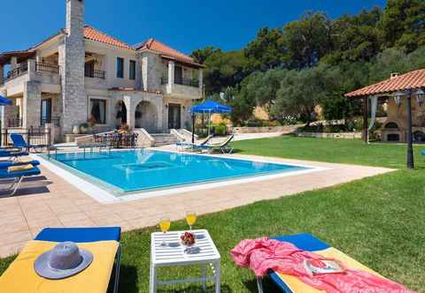 Khác Family Friendly Villa Hermes With Private Pool