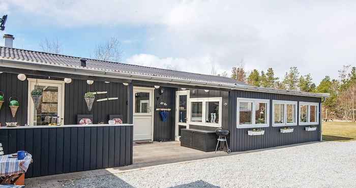 Lainnya 8 Person Holiday Home in Logstor