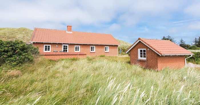 Others 6 Person Holiday Home in Hvide Sande