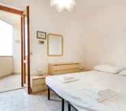 Lainnya 2 Alluring Apartment in Roccalumera With Balcony