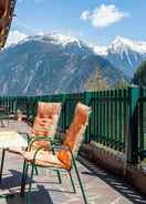 Imej utama Peaceful Apartment in Mayrhofen With Terrace