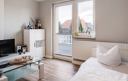 Lain-lain 5 Snug Apartment in Kalkhorst with Terrace near City Center