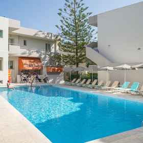 Primary image 1 서머 비치, 하니아현 호텔