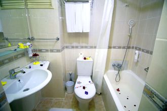 기타 4 Suit Klas More Anex