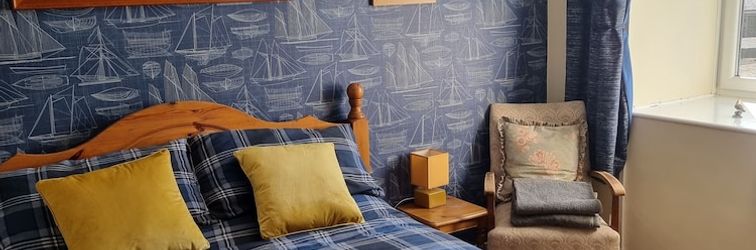 Others The Hut Sea Front Inn