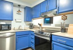 Others 5 Aurora at Nautilus