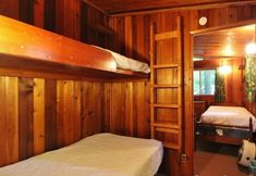 Lainnya 4 Richards 3 Bedroom Home by Redawning