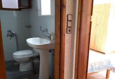 Khác 7 Exclusive Cottages are in S West Crete in a Quiet Olive Grove Near the sea