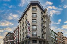 Others White Corner Hotel