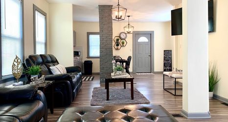 其他 2 The Southside Villa - With Private Yard & Parking, Near Falls & Casino by Niagara Hospitality