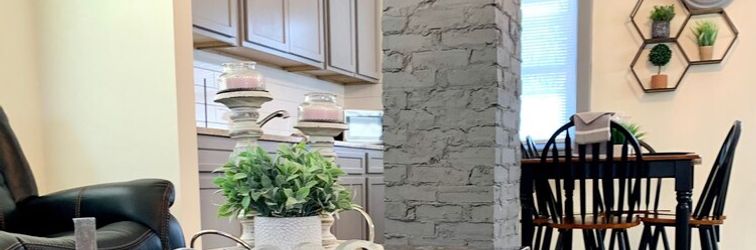 其他 The Southside Villa - With Private Yard & Parking, Near Falls & Casino by Niagara Hospitality