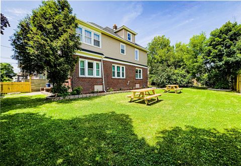 其他 The Trotter Manor - With Private Yard & Parking, Near Falls & Casino by Niagara Hospital