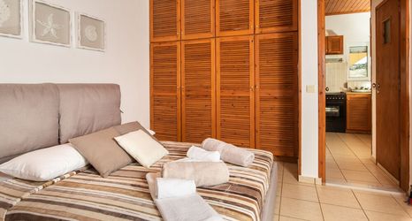 Others 2 Plaque Panoramic SeaView Villa