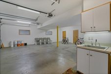 其他 8 Crag Home with Private Indoor Hot Tub, Bike is Provided for Outdoor Activities by RedAwning