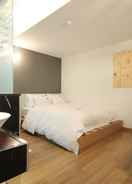 Room Busan Goejeong Guwol