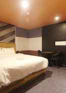 Room Busan Hadan Queen