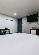 Room Daejeon Wolpyeong W