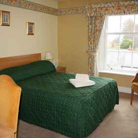 Primary image 1 House - Sleeps 6 & Paid off Site Parking Available, Khách sạn Nettlecombe